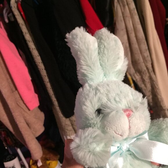 Light Blue Bunny - Picture 4 of 11